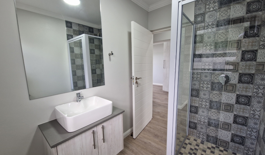 3 Bedroom Property for Sale in Paradise Beach Eastern Cape